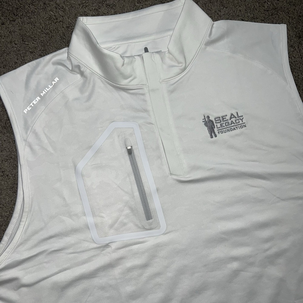 Peter Millar Forge Camo Golf Vest Mens XL White Quarter Zip